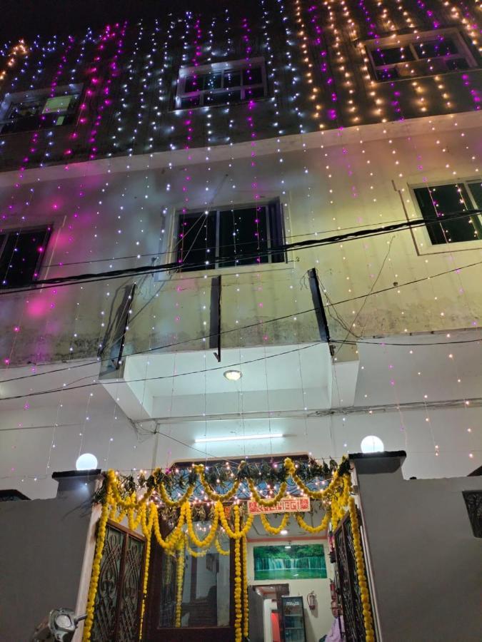 Goroomgo New Ashiyana Palace Varanasi Esterno foto